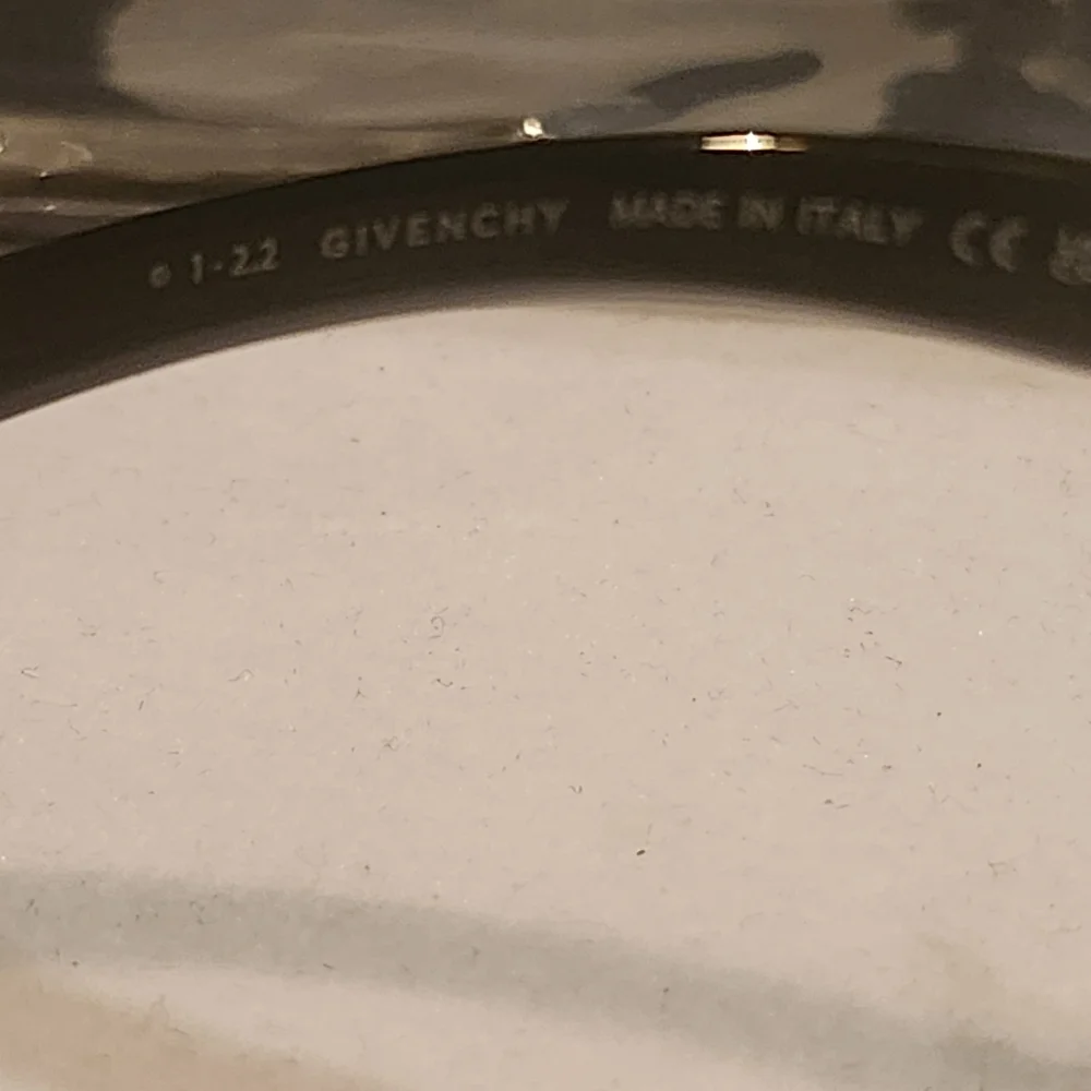 GIVENCHY GV40033U Oval Mask Sunglasses In Shiny Black/Smoke - Picture 7 of 10